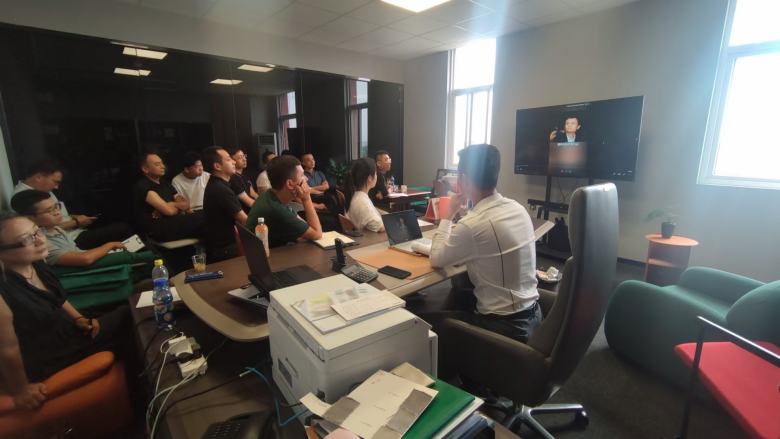 20210823/6122d9254d209.jpg 西安博菲克酒店家具廠業(yè)務(wù)知識(shí)培訓(xùn)現(xiàn)場(chǎng).jpg