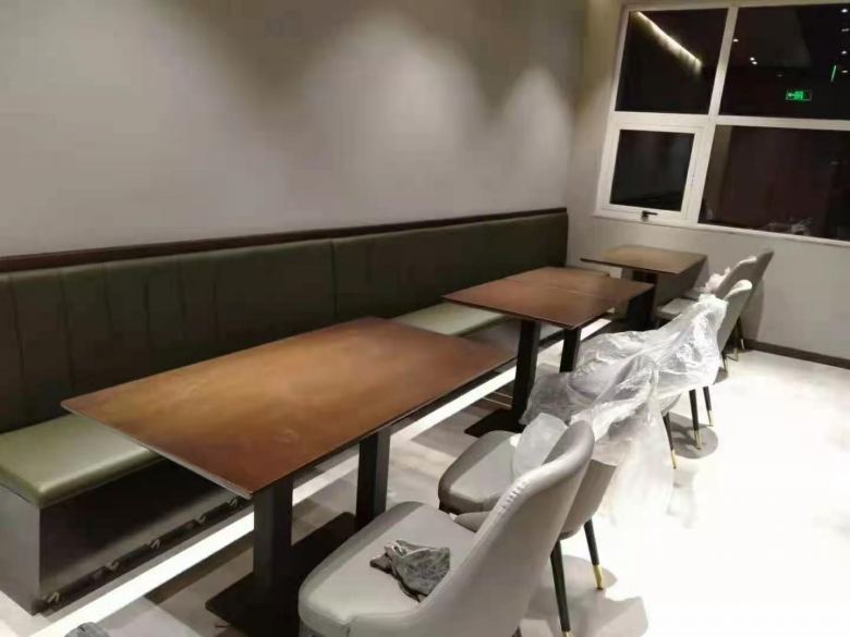 20211120/61987cd754031.jpg 西安博菲克家具廠庫(kù)房清掃卡座沙發(fā).jpg