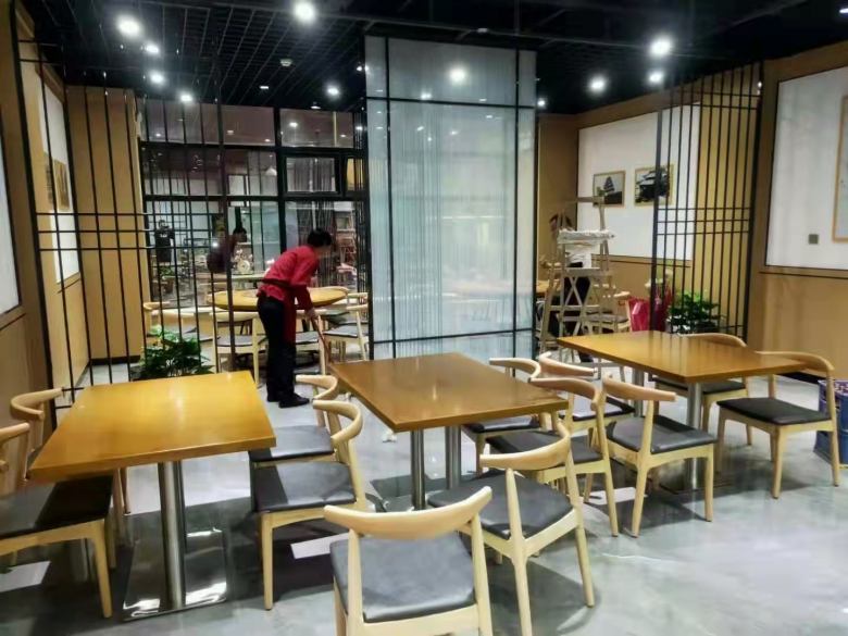 20220602/6298d0155dd88.jpg 老秦味道實木餐桌.jpg